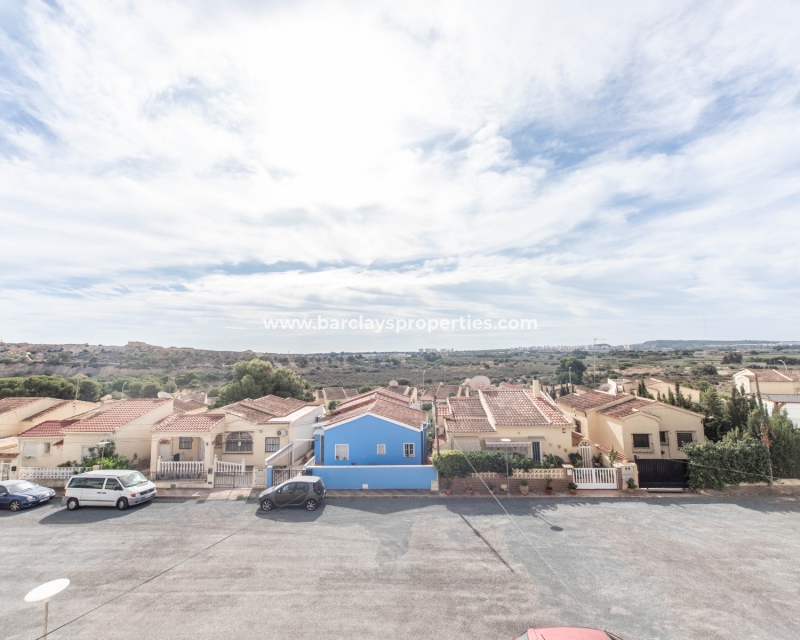 Wederverkoop - Vrijstaande Villa - Urb. La Marina