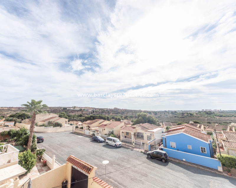 Wederverkoop - Vrijstaande Villa - Urb. La Marina