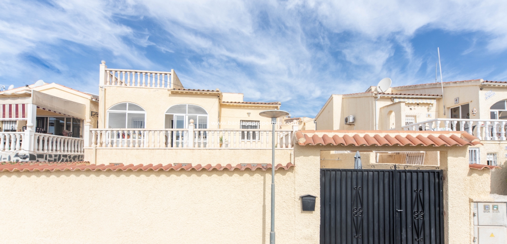 Wederverkoop - Vrijstaande Villa - Urb. La Marina