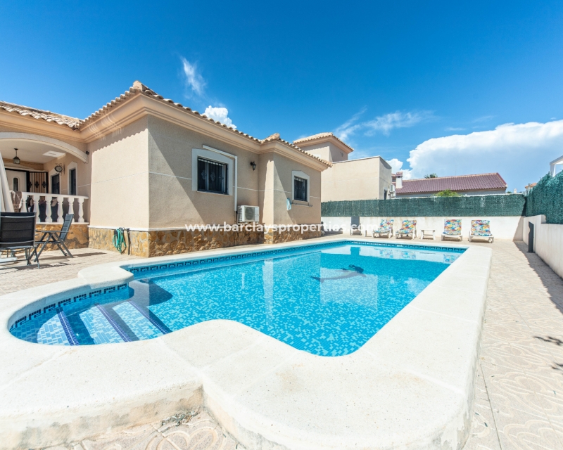 Wederverkoop - Vrijstaande Villa - Urb. La Marina