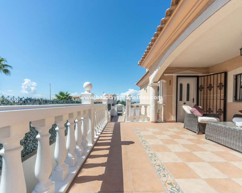 Wederverkoop - Vrijstaande Villa - Urb. La Marina