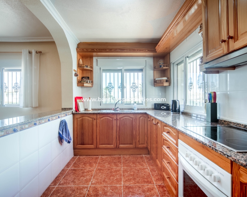 Wederverkoop - Vrijstaande Villa - Urb. La Marina