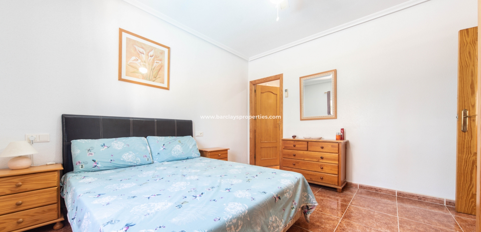 Wederverkoop - Vrijstaande Villa - Urb. La Marina