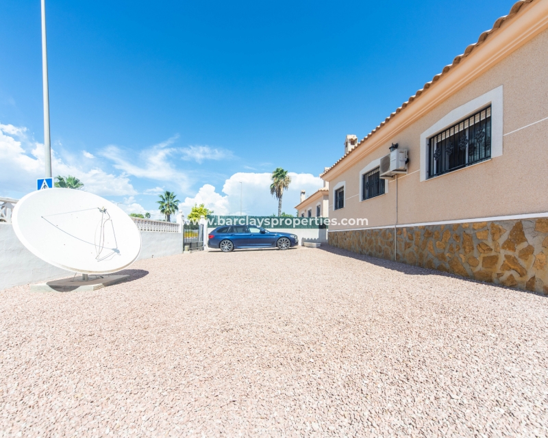 Wederverkoop - Vrijstaande Villa - Urb. La Marina