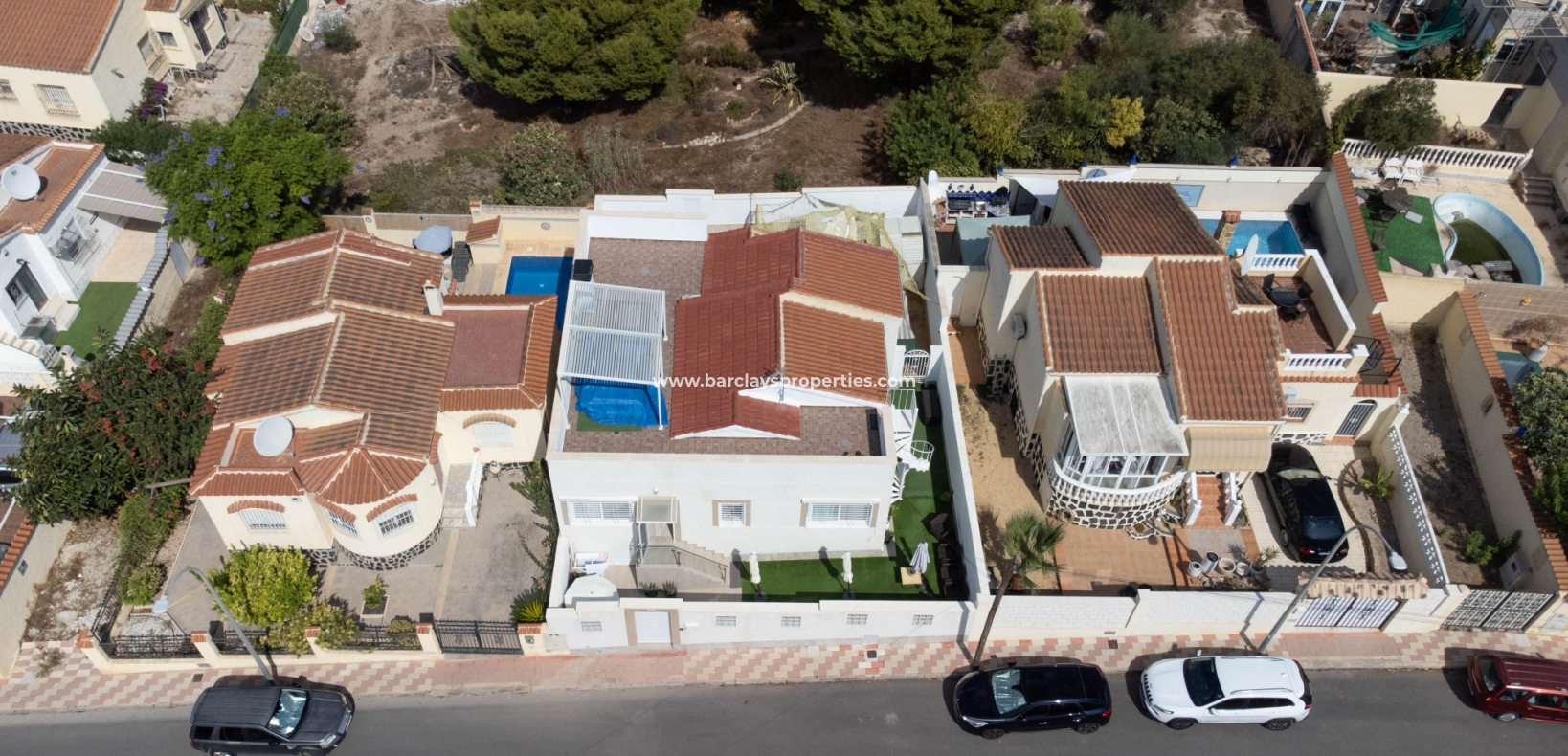 Wederverkoop - Vrijstaande Villa - Urb. La Marina