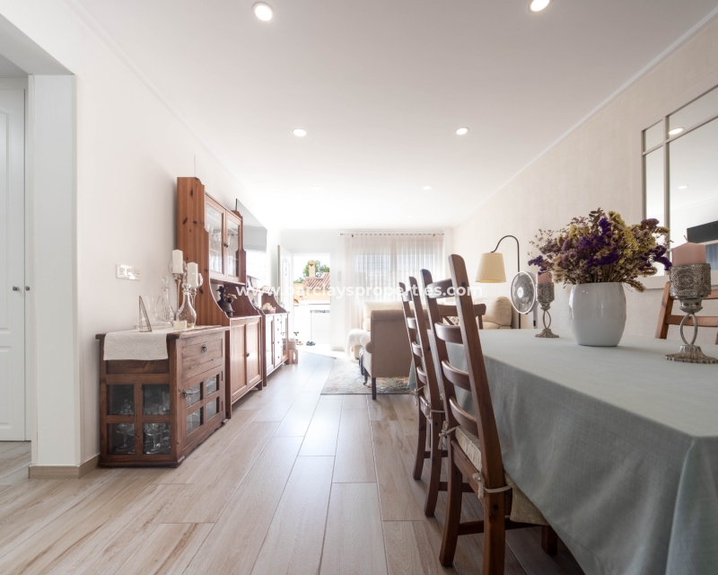 Wederverkoop - Vrijstaande Villa - Urb. La Marina