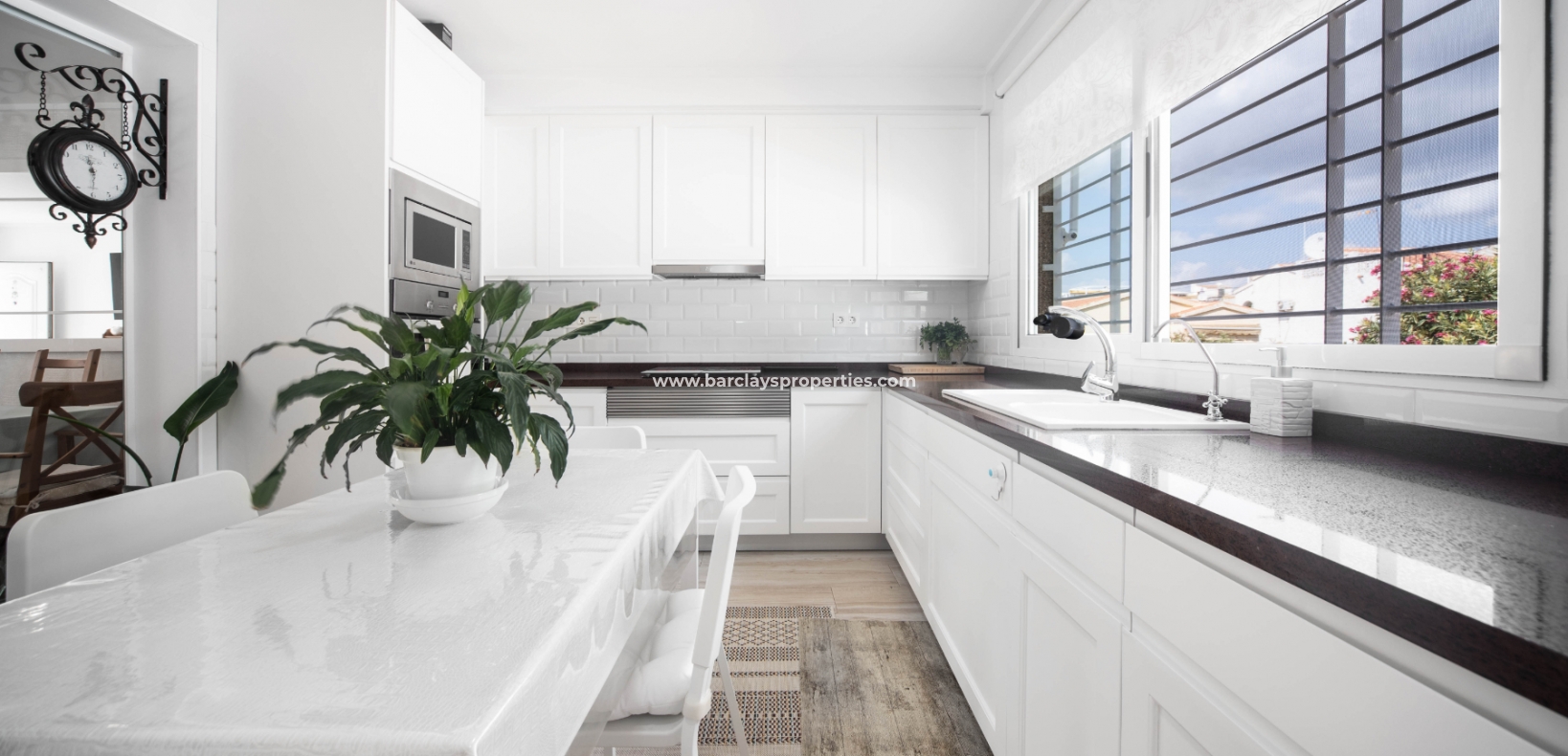 Wederverkoop - Vrijstaande Villa - Urb. La Marina