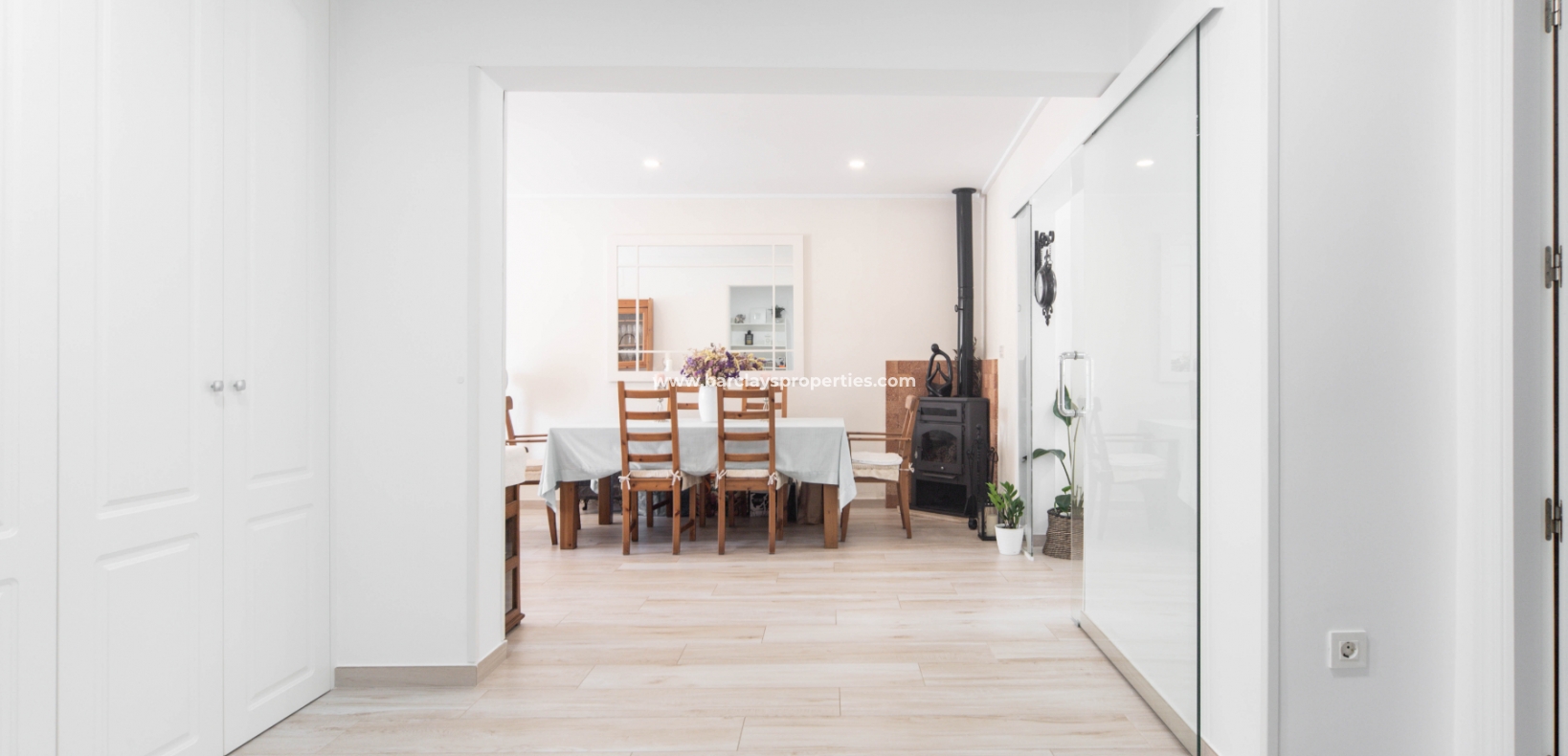 Wederverkoop - Vrijstaande Villa - Urb. La Marina