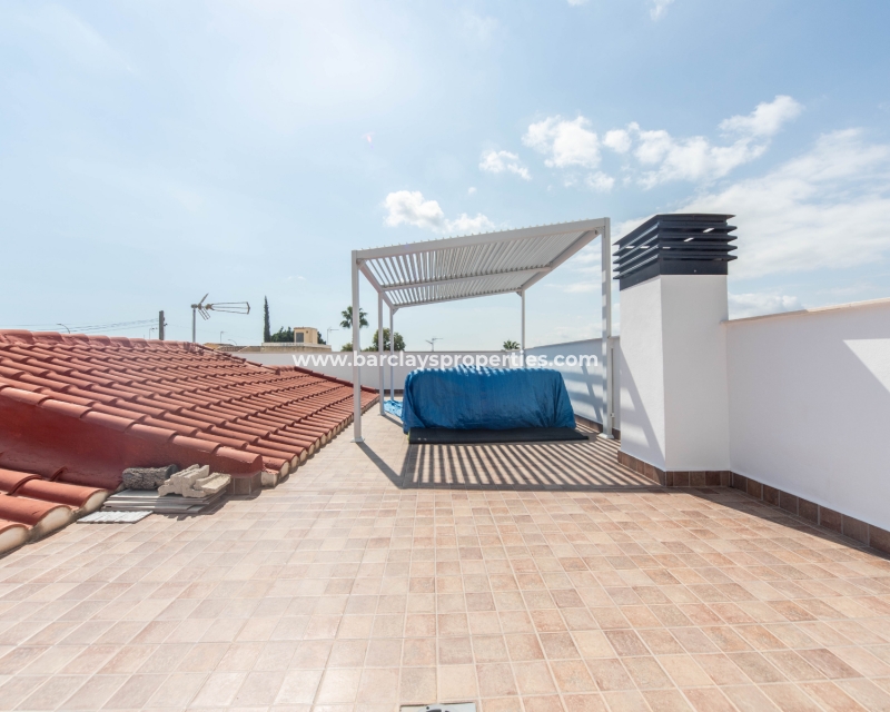 Wederverkoop - Vrijstaande Villa - Urb. La Marina