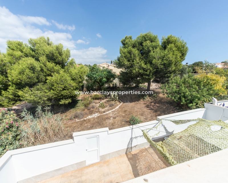 Wederverkoop - Vrijstaande Villa - Urb. La Marina