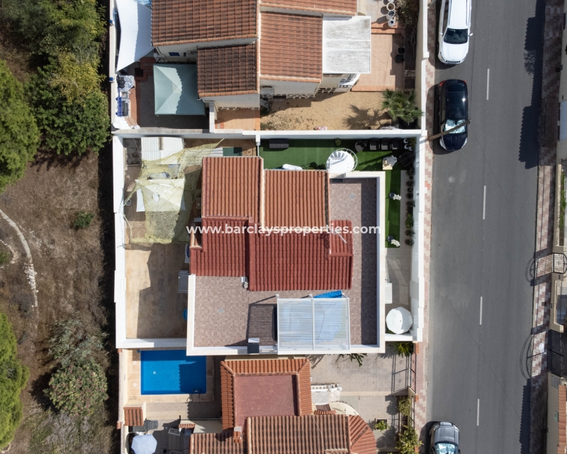 Wederverkoop - Vrijstaande Villa - Urb. La Marina