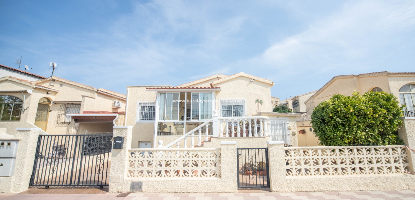 Wederverkoop - Vrijstaande Villa - Urb. La Marina