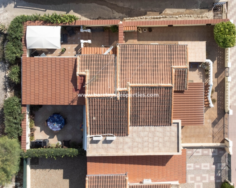 Wederverkoop - Vrijstaande Villa - Urb. La Marina