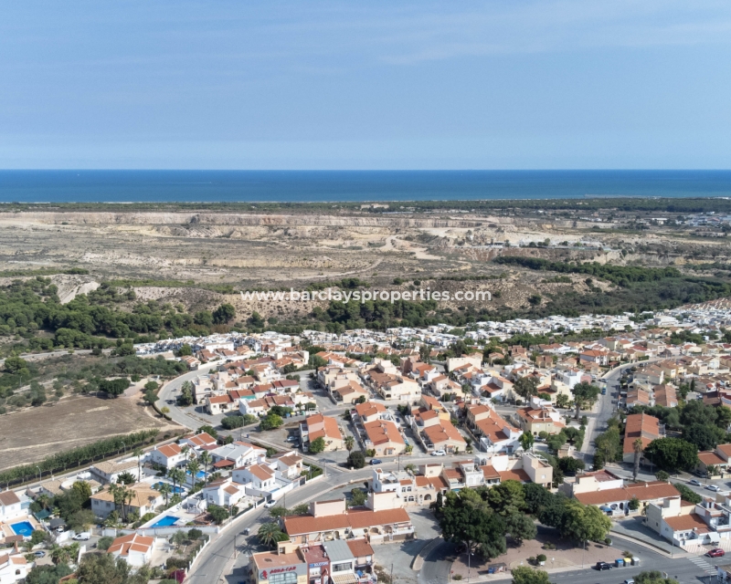 Wederverkoop - Vrijstaande Villa - Urb. La Marina