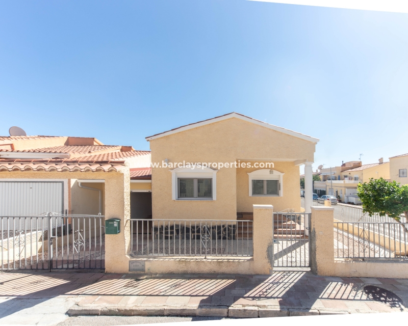 Wederverkoop - Vrijstaande Villa - Urb. La Marina