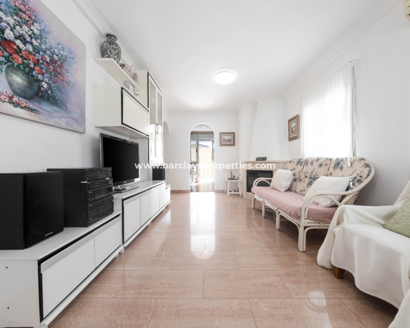 Wederverkoop - Vrijstaande Villa - Urb. La Marina