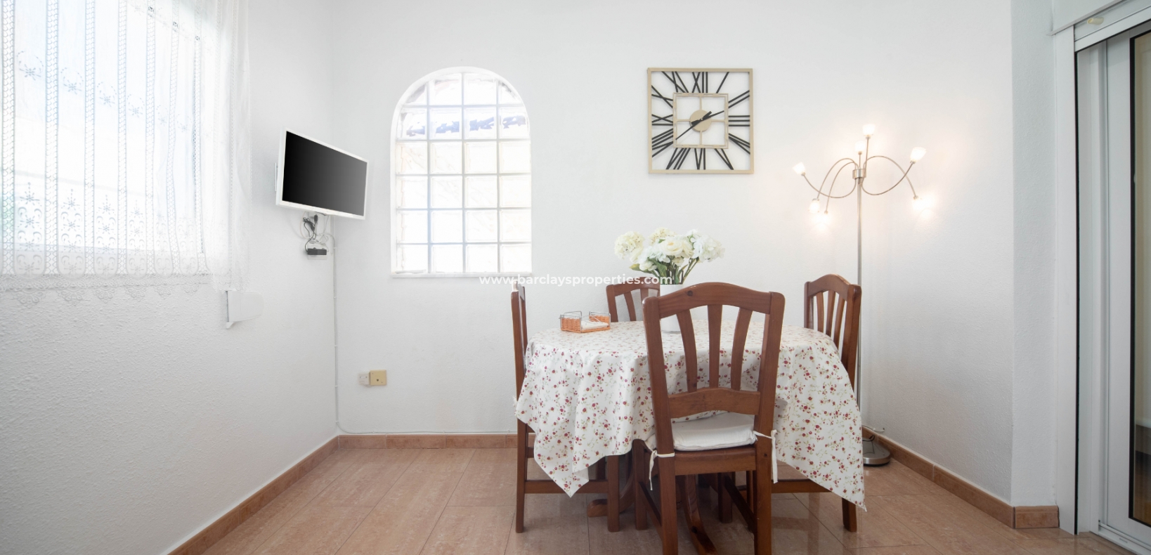 Wederverkoop - Vrijstaande Villa - Urb. La Marina