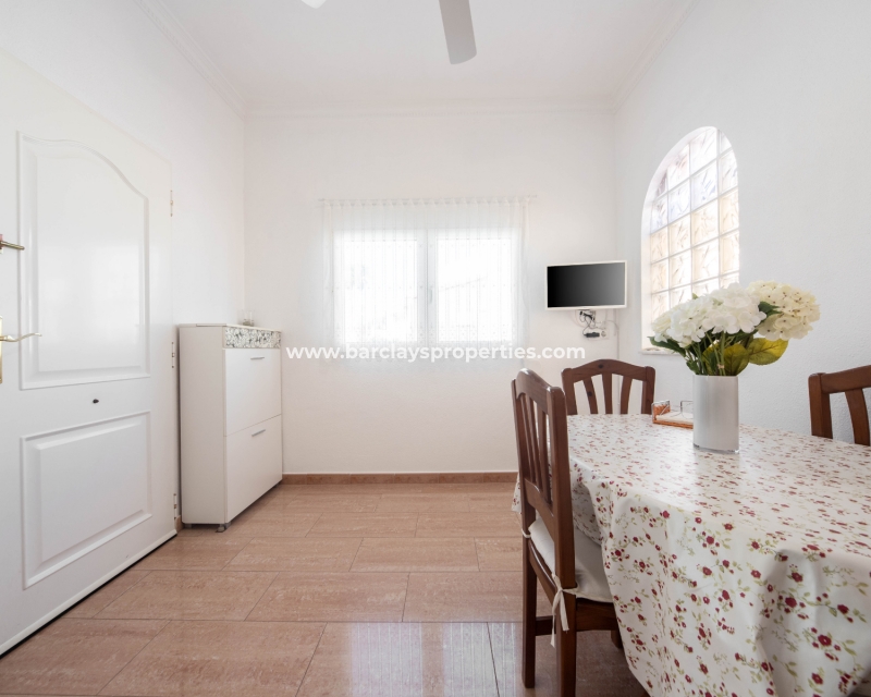 Wederverkoop - Vrijstaande Villa - Urb. La Marina