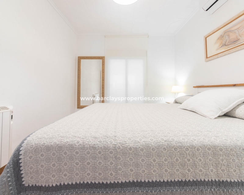 Wederverkoop - Vrijstaande Villa - Urb. La Marina