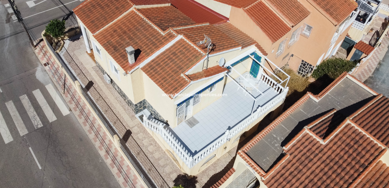 Wederverkoop - Vrijstaande Villa - Urb. La Marina