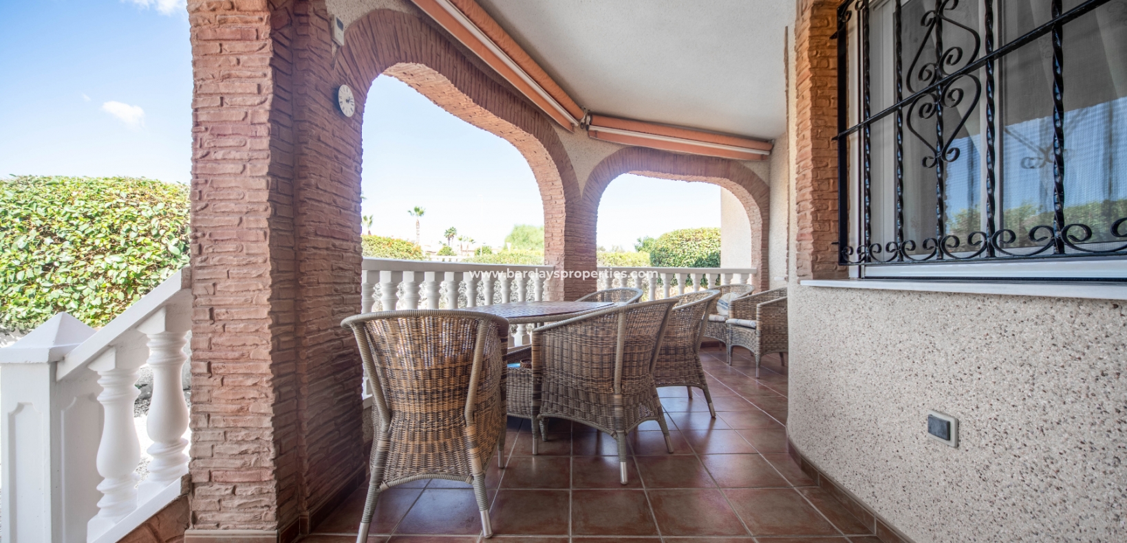 Wederverkoop - Vrijstaande Villa - Urb. La Marina