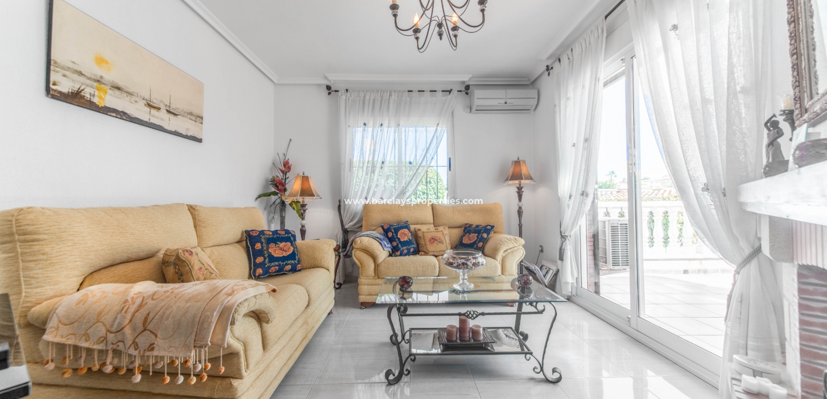 Wederverkoop - Vrijstaande Villa - Urb. La Marina