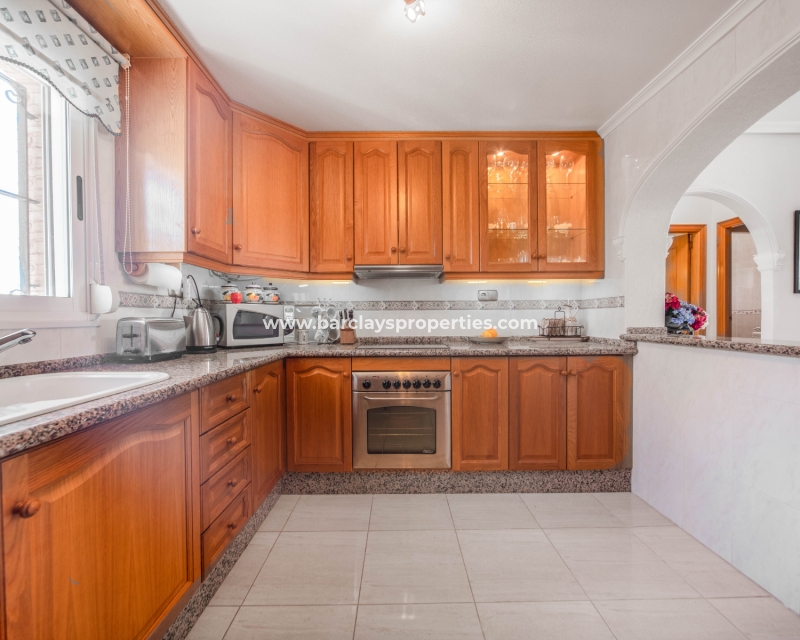 Wederverkoop - Vrijstaande Villa - Urb. La Marina