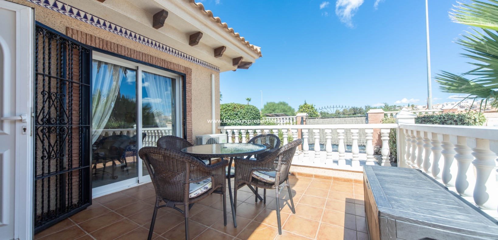 Wederverkoop - Vrijstaande Villa - Urb. La Marina