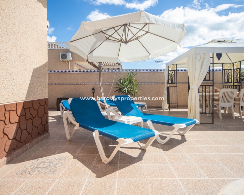 Wederverkoop - Vrijstaande Villa - Urb. La Marina