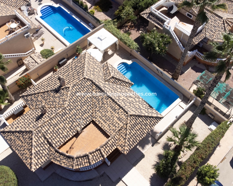 Wederverkoop - Vrijstaande Villa - Urb. La Marina