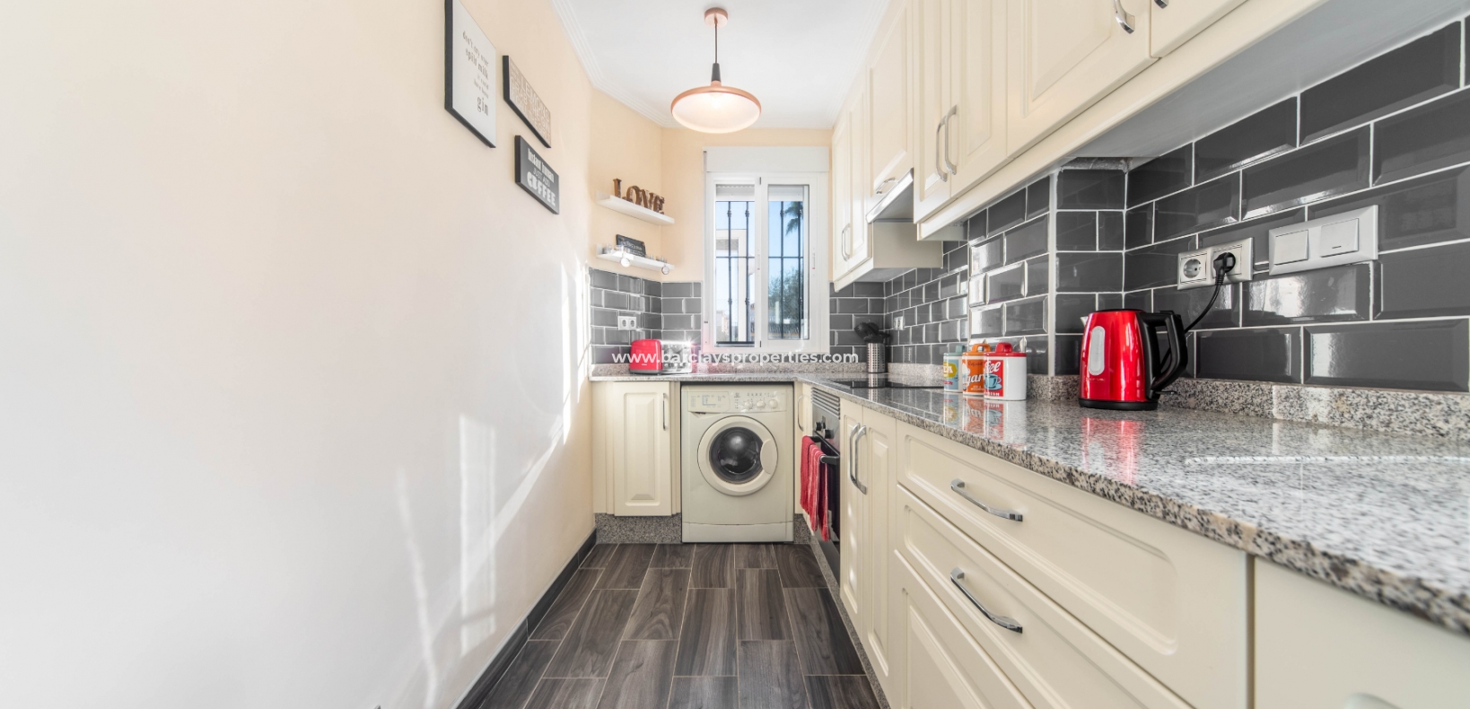 Wederverkoop - Vrijstaande Villa - Urb. La Marina