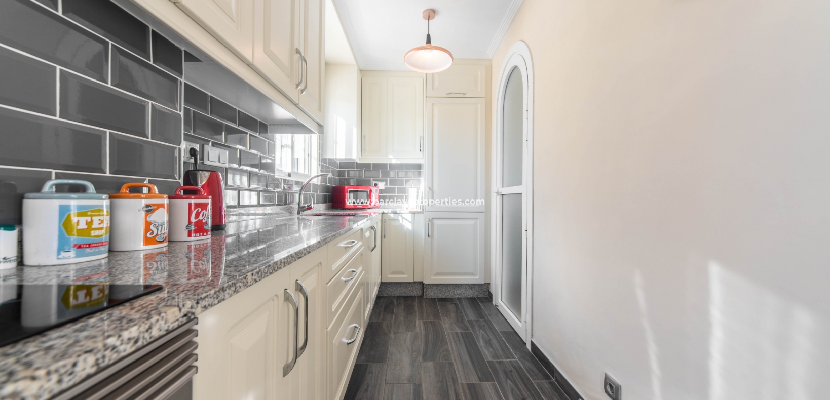 Wederverkoop - Vrijstaande Villa - Urb. La Marina