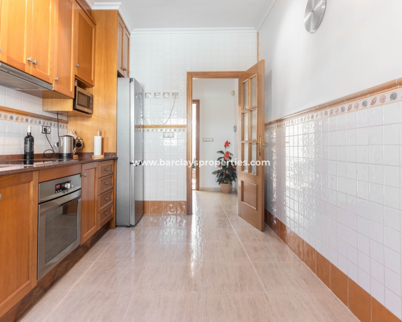 Wederverkoop - Vrijstaande Villa - Urb. La Marina