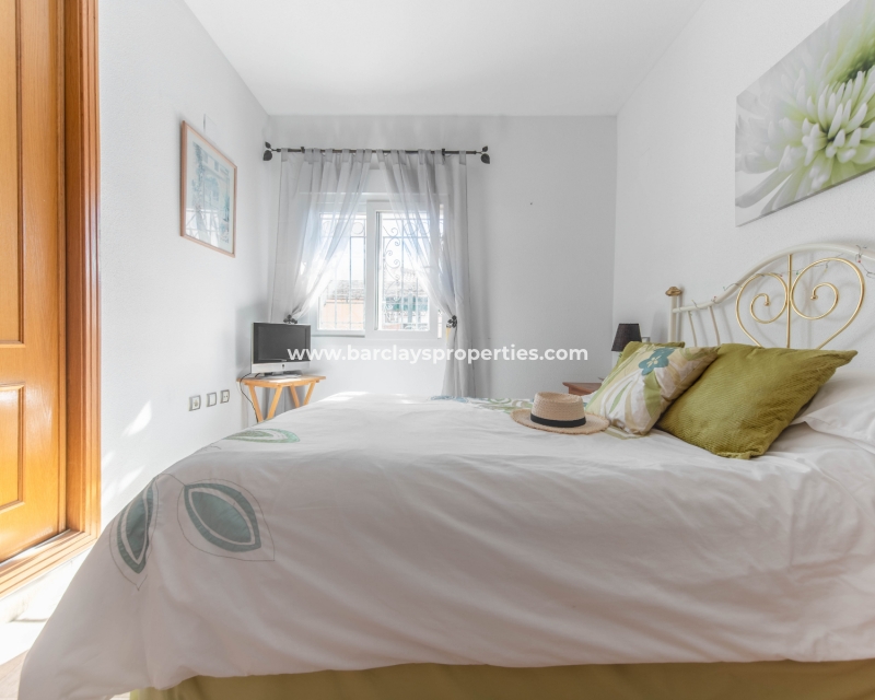 Wederverkoop - Vrijstaande Villa - Urb. La Marina