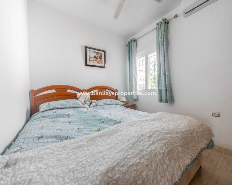 Wederverkoop - Vrijstaande Villa - Urb. La Marina