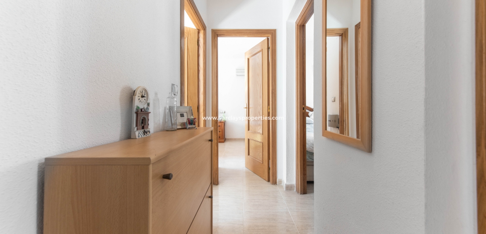 Wederverkoop - Vrijstaande Villa - Urb. La Marina