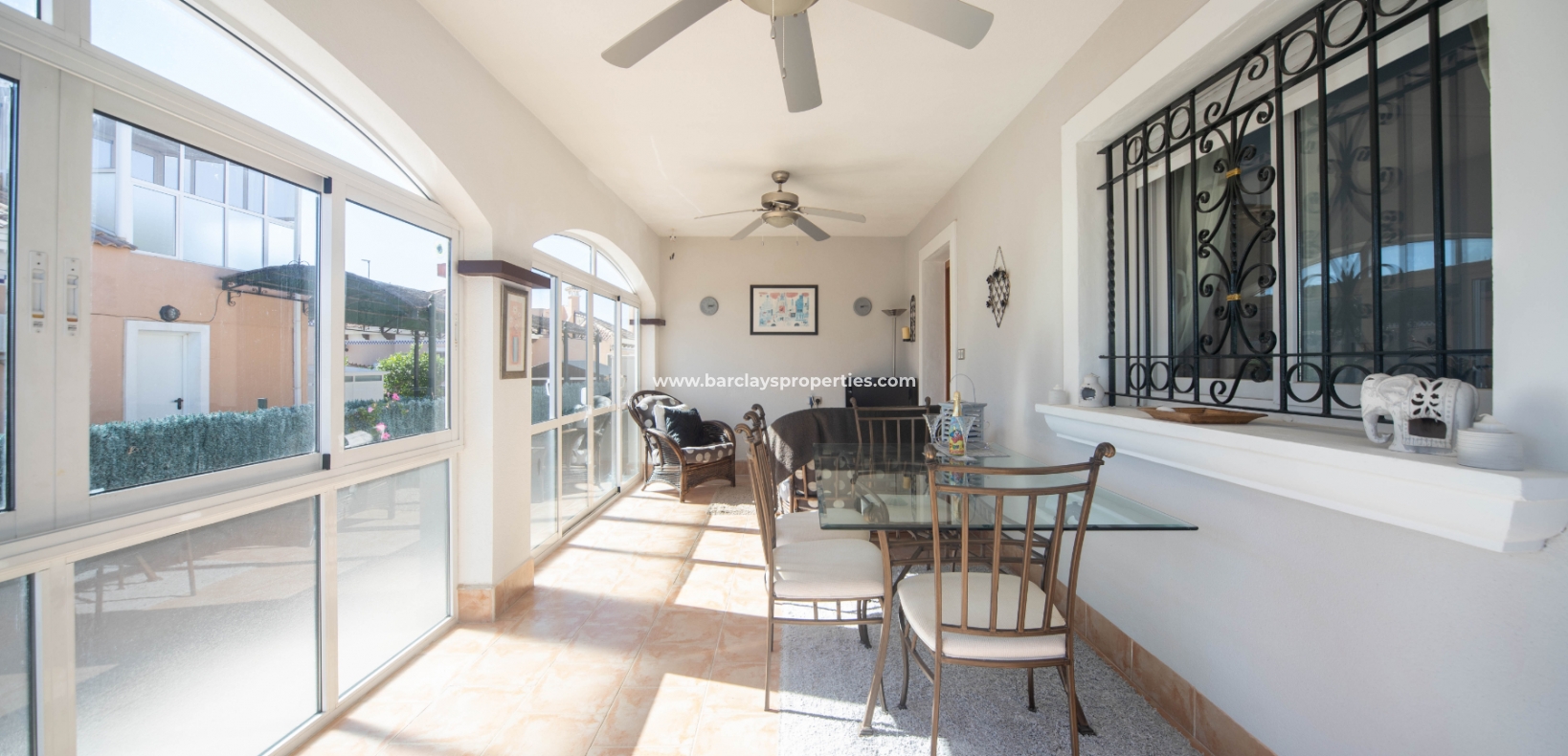 Wederverkoop - Vrijstaande Villa - Urb. La Marina