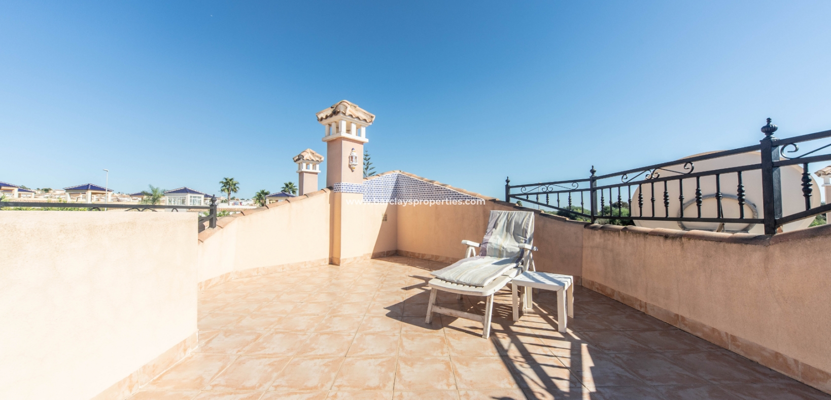 Wederverkoop - Vrijstaande Villa - Urb. La Marina