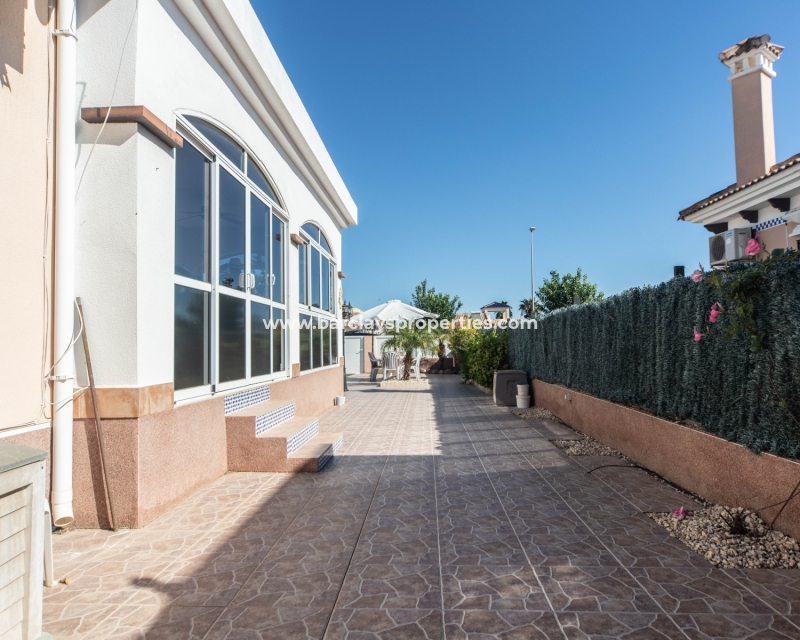 Wederverkoop - Vrijstaande Villa - Urb. La Marina