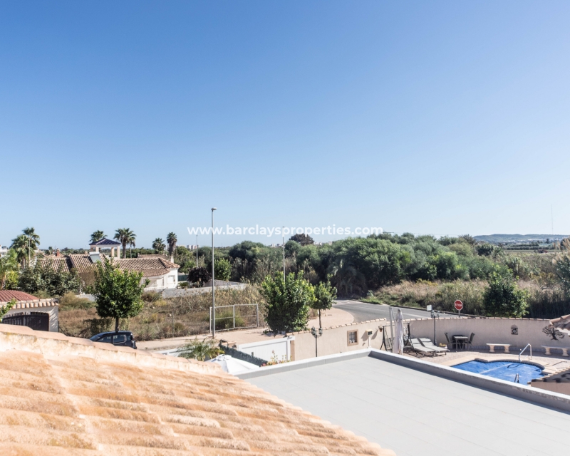 Wederverkoop - Vrijstaande Villa - Urb. La Marina