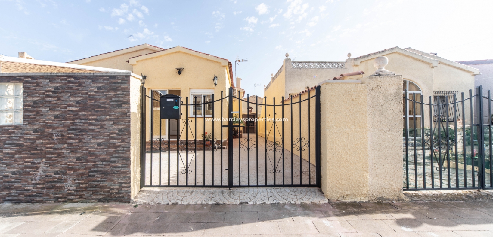 Wederverkoop - Vrijstaande Villa - Urb. La Marina