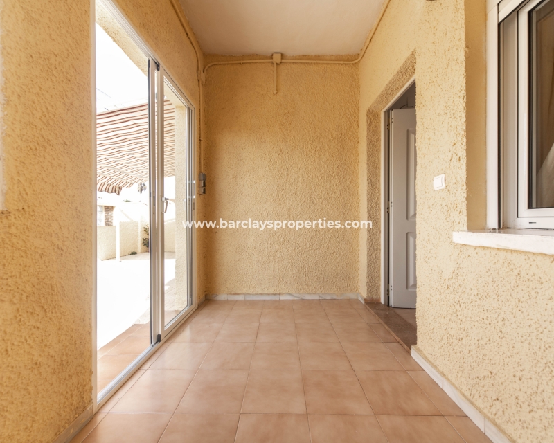 Wederverkoop - Vrijstaande Villa - Urb. La Marina