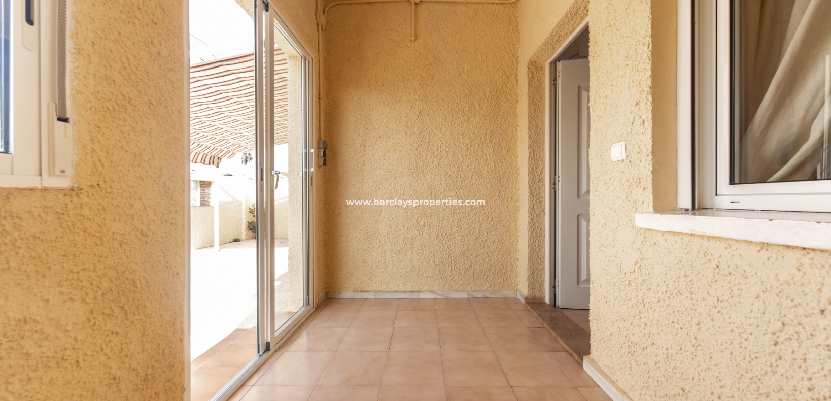 Wederverkoop - Vrijstaande Villa - Urb. La Marina