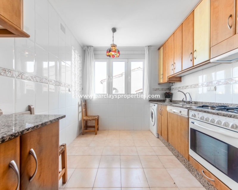 Wederverkoop - Vrijstaande Villa - Urb. La Marina