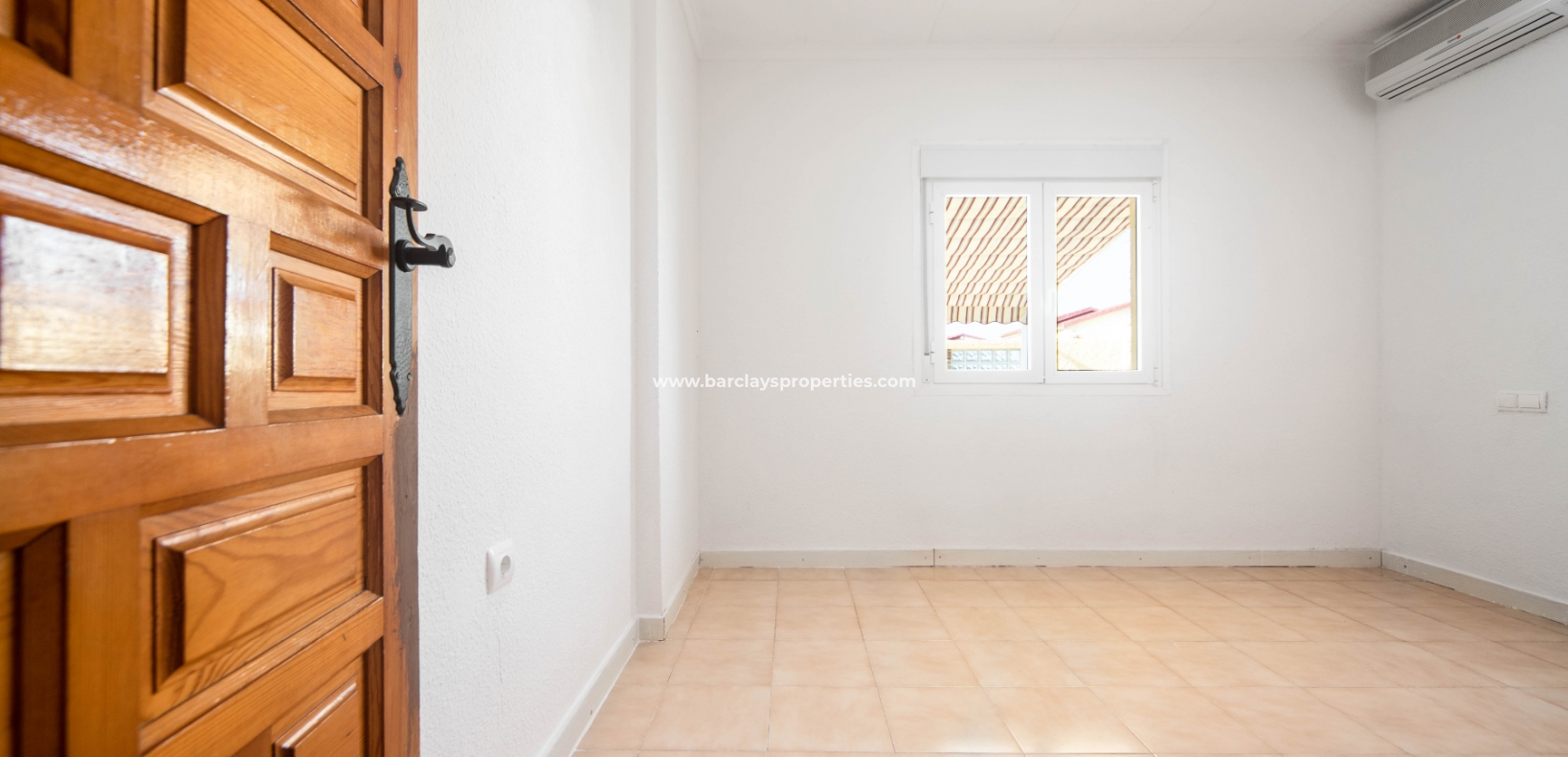 Wederverkoop - Vrijstaande Villa - Urb. La Marina