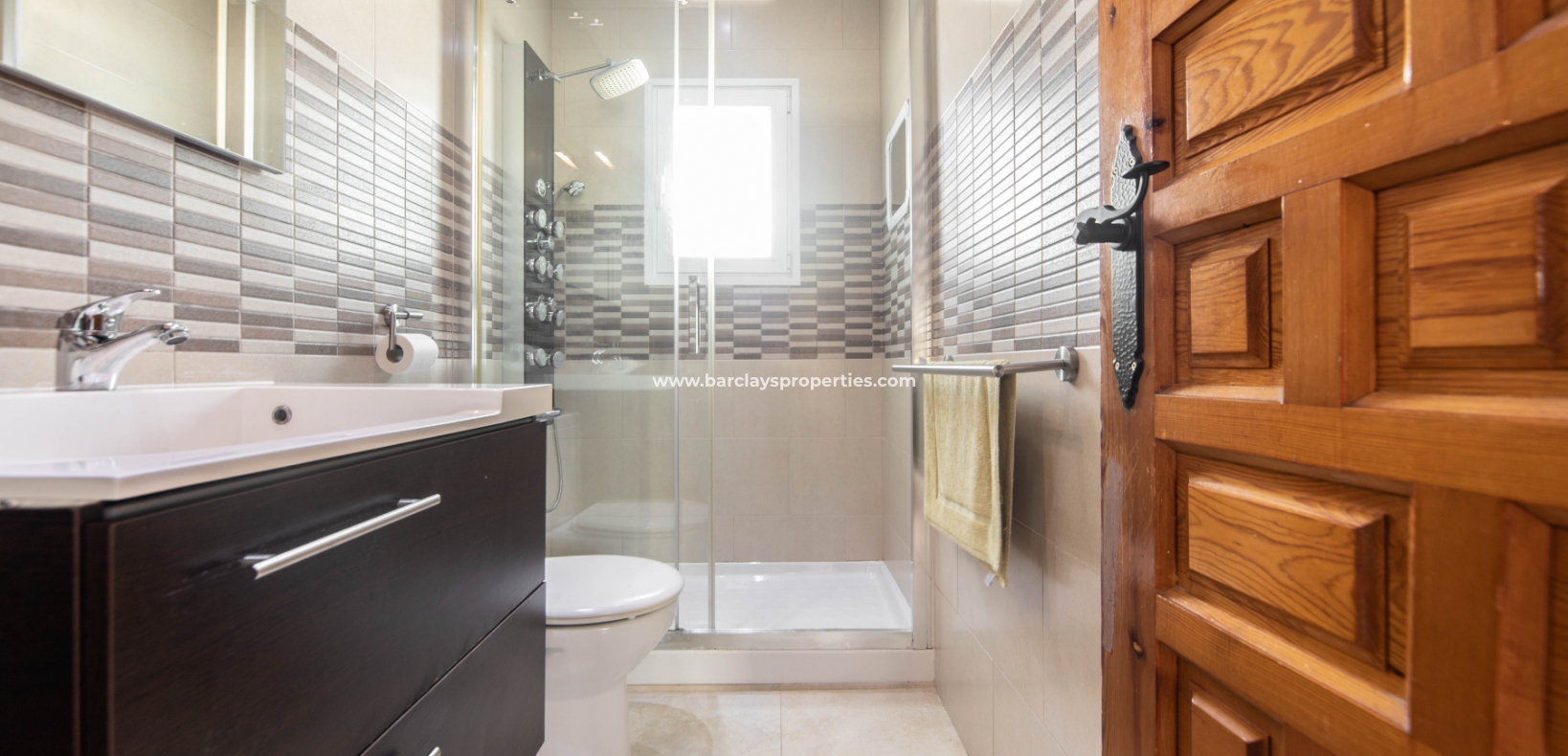 Wederverkoop - Vrijstaande Villa - Urb. La Marina