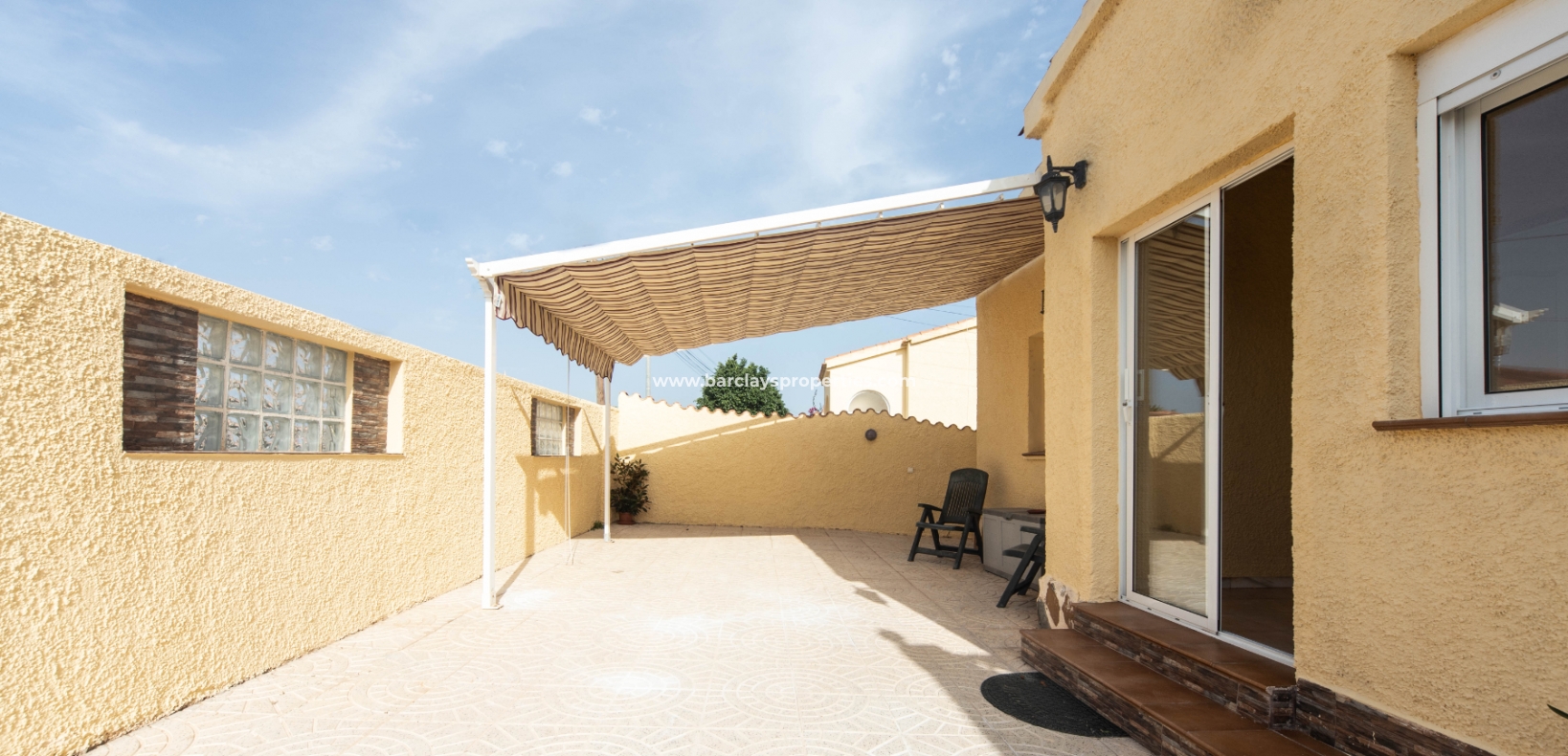 Wederverkoop - Vrijstaande Villa - Urb. La Marina