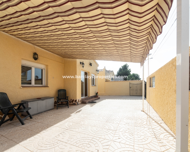 Wederverkoop - Vrijstaande Villa - Urb. La Marina