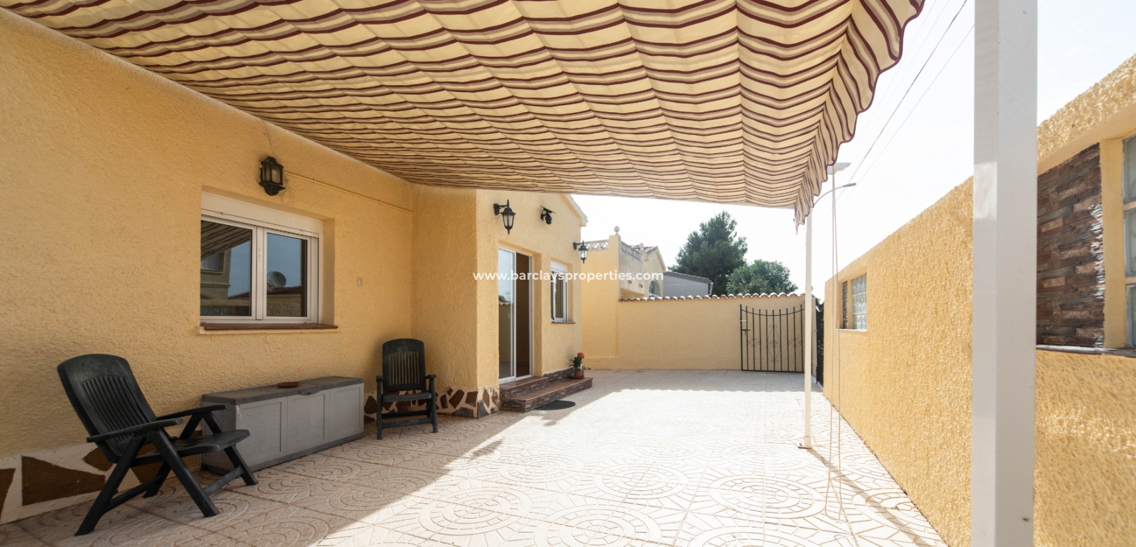 Wederverkoop - Vrijstaande Villa - Urb. La Marina