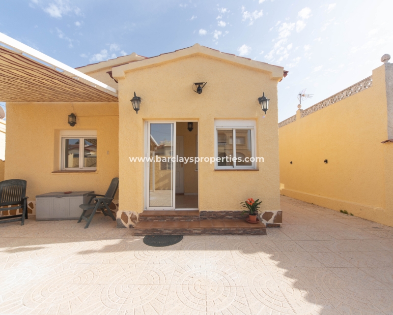 Wederverkoop - Vrijstaande Villa - Urb. La Marina